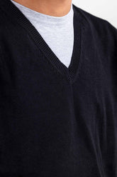 Black Basic Sweater FS-SWT-D36-02